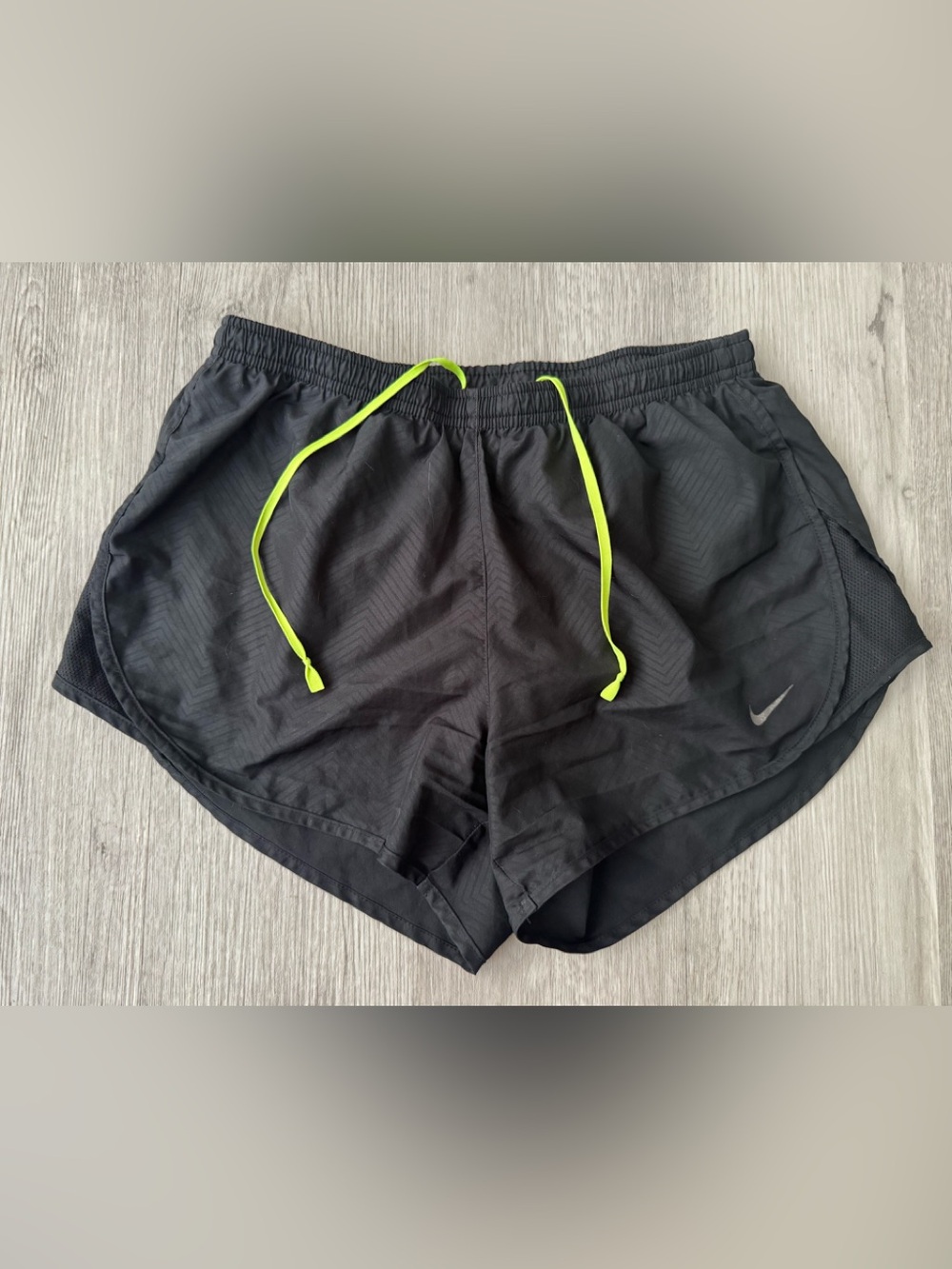 Nike Dri Fit Black Lined Zipper Pocket Neon Drawstring Athletic Shorts Small